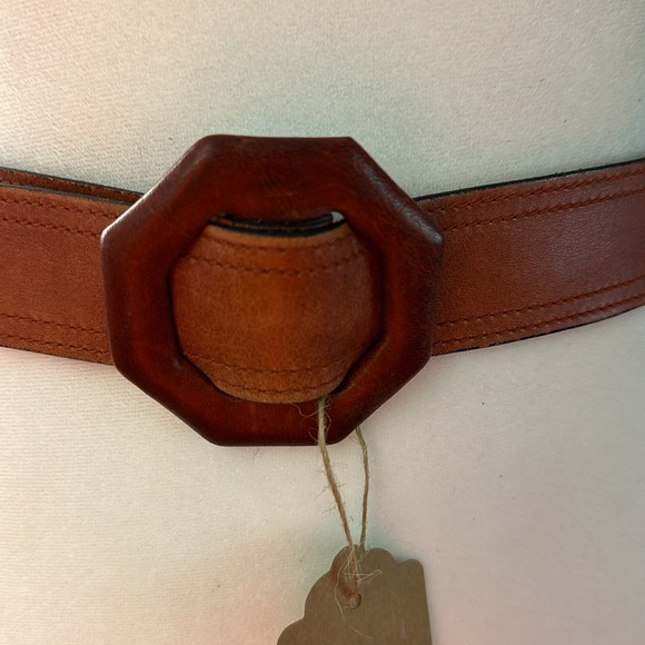 Brown Medium size cowhide leather belt - Picture 2 of 5